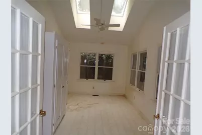 10 Governors Drive, Hendersonville, NC 28791 - Photo 14