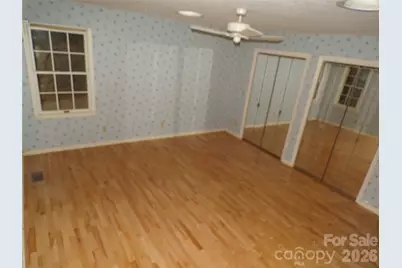10 Governors Drive, Hendersonville, NC 28791 - Photo 8