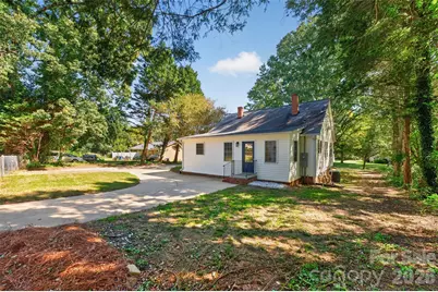 1829 3rd Street NE, Hickory, NC 28601 - Photo 44