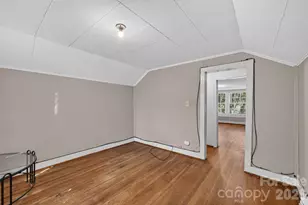 1829 3rd St NE, Hickory, NC 28601 - Photo 36