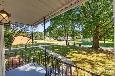1829 3rd Street NE, Hickory, NC 28601 - Photo 6