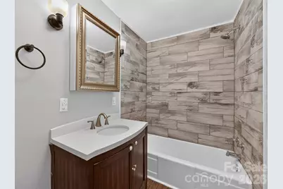 1829 3rd Street NE, Hickory, NC 28601 - Photo 14