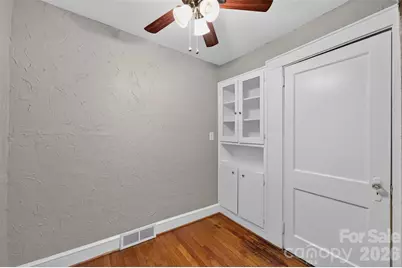 1829 3rd Street NE, Hickory, NC 28601 - Photo 26
