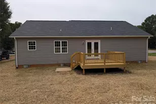 2746 Magnolia St, Conover, NC 28613 - Photo 2