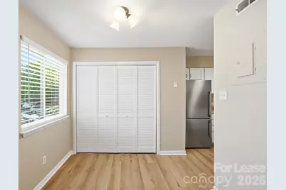 6132 Heath Ridge Court, Charlotte, NC 28210 - Photo 8