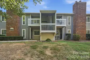 6132 Heath Ridge Ct, Charlotte, NC 28210 - Photo 1