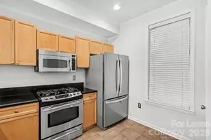 405 W 7th St, Charlotte, NC 28202 - Photo 8
