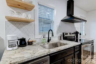 36 Collins Mountain Dr, Asheville, NC 28804 - Photo 14