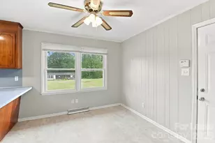 221 Tanglewood Dr, Kannapolis, NC 28081 - Photo 10