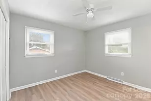 221 Tanglewood Dr, Kannapolis, NC 28081 - Photo 12