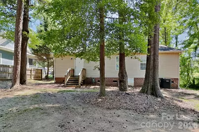 2208 Shalimar Drive, Charlotte, NC 28216 - Photo 6