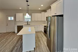8019 Pleasant Grove Rd, Charlotte, NC 28216 - Photo 4