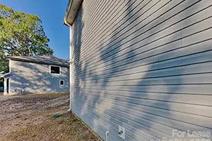 8019 Pleasant Grove Rd, Charlotte, NC 28216 - Photo 8