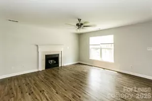 1020 Alston Hill Dr, Charlotte, NC 28214 - Photo 4