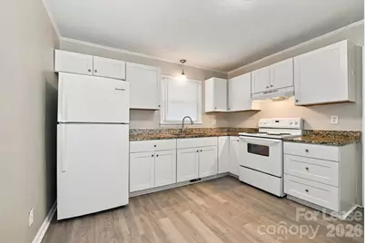 311 E Morrow Avenue, Monroe, NC 28112 - Photo 2