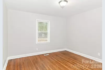 300 Jones Street, Zebulon, NC 27597 - Photo 6