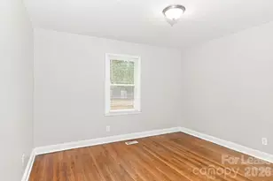 300 Jones St, Zebulon, NC 27597 - Photo 6