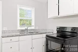 300 Jones St, Zebulon, NC 27597 - Photo 2