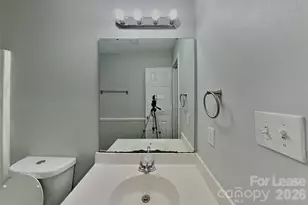 6902 Kentucky Derby Dr, Charlotte, NC 28215 - Photo 6