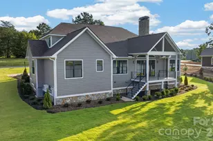 966 Mapleton Ln, Columbus, NC 28722 - Photo 6