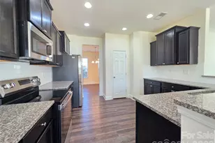 104 Sassafras Rd, Mooresville, NC 28115 - Photo 4