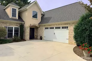 149 42nd Ave Dr NW, Hickory, NC 28601 - Photo 2