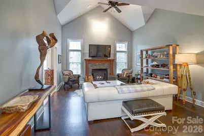 149 42nd Avenue Drive NW, Hickory, NC 28601 - Photo 4