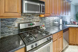 149 42nd Ave Dr NW, Hickory, NC 28601 - Photo 10