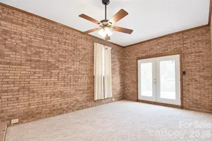 4800 Club View Dr, Concord, NC 28025 - Photo 10