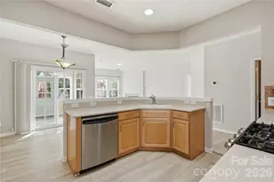 12409 Bobhouse Dr, Charlotte, NC 28277 - Photo 30