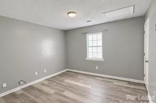 1302 Eagles Landing Dr, Charlotte, NC 28214 - Photo 10