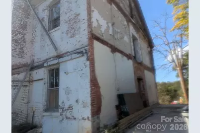 229 Wilson Street, Lenoir, NC 28645 - Photo 2