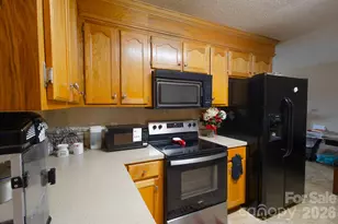 214 Andrew Dr, Manning, SC 29102 - Photo 12