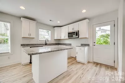 2336 West Boulevard, Charlotte, NC 28208 - Photo 6