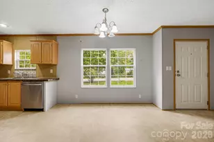 242 Flat Creek Rd, Black Mountain, NC 28711 - Photo 8