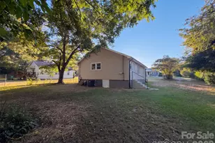 308 Spring Garden Ave, Kannapolis, NC 28081 - Photo 18