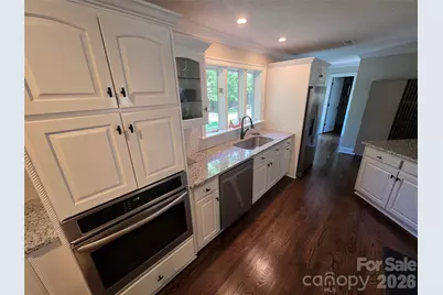 570 Crestside Drive SE, Concord, NC 28025 - Photo 2