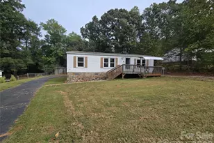 1127 McRee Heights Cir, Newton, NC 28658 - Photo 1