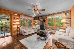 758 Mash Stomp Rd, Maggie Valley, NC 28751 - Photo 4