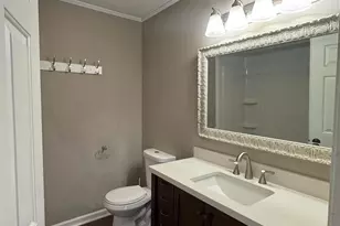 3402 Edgefield Rd, Greensboro, NC 27409 - Photo 10