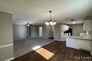 3402 Edgefield Rd, Greensboro, NC 27409 - Photo 2