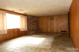 25 Chateau Pl, Asheville, NC 28805 - Photo 16
