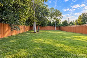 2315 Bancroft St, Charlotte, NC 28206 - Photo 2