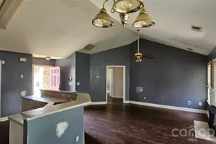 2660 Stagbuck Dr, Gastonia, NC 28052 - Photo 10