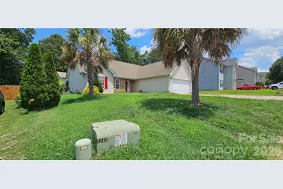 2660 Stagbuck Drive, Gastonia, NC 28052 - Photo 2