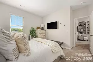 8108 Merryvale Ln, Charlotte, NC 28214 - Photo 8