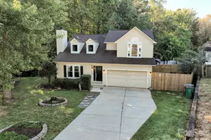 5418 Groveton Ct, Charlotte, NC 28269 - Photo 2