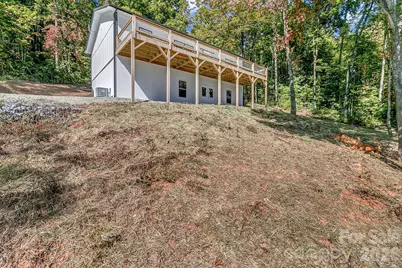 135 Bald Eagle Drive, Hendersonville, NC 28792 - Photo 2