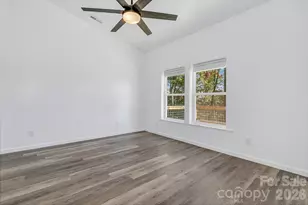 135 Bald Eagle Dr, Hendersonville, NC 28792 - Photo 22