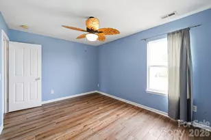 16342 Hayfield Rd, Charlotte, NC 28213 - Photo 20